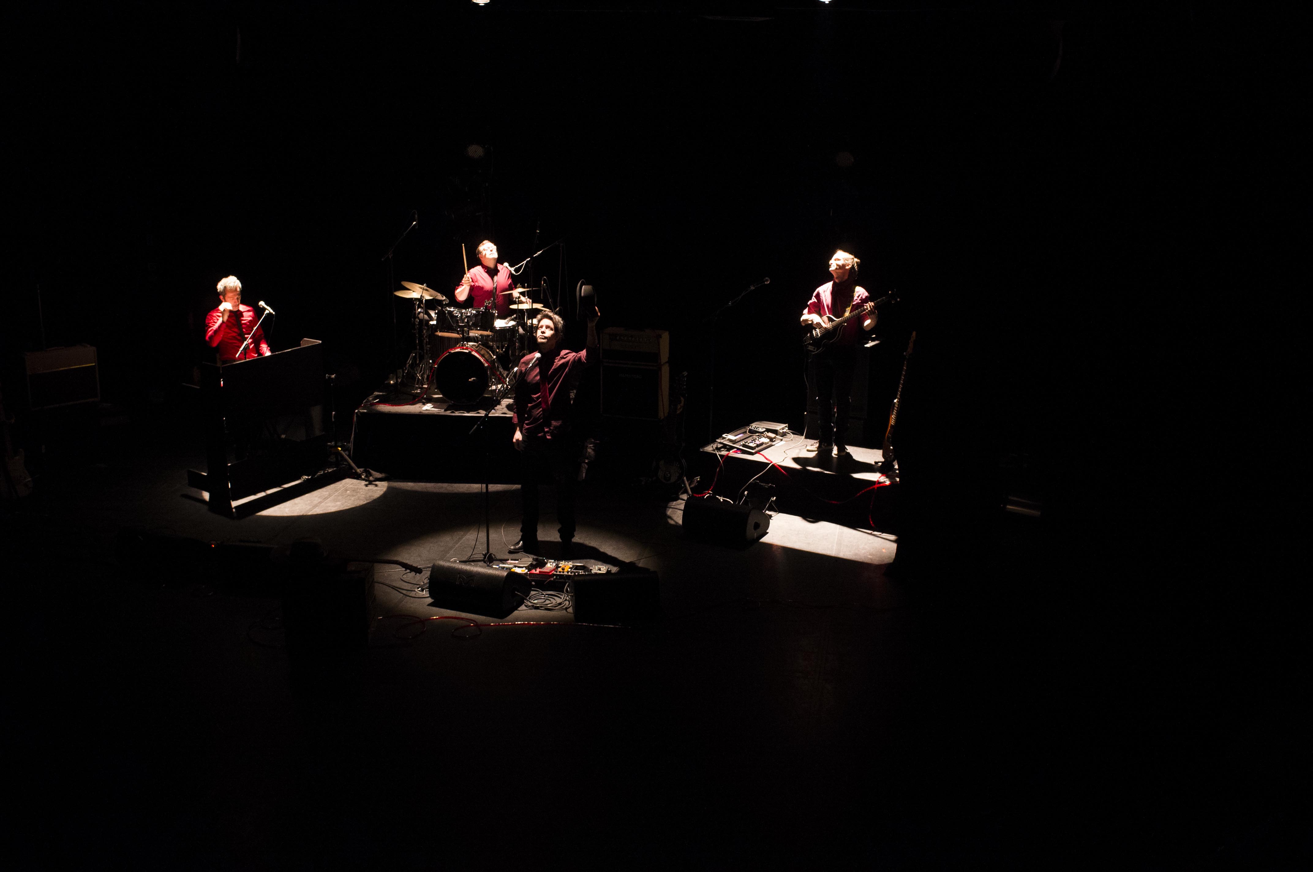 spectacles - blank - Spectacles